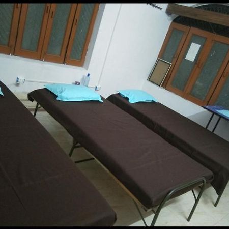 Mannat Rooms Allāhābād Junction Kültér fotó