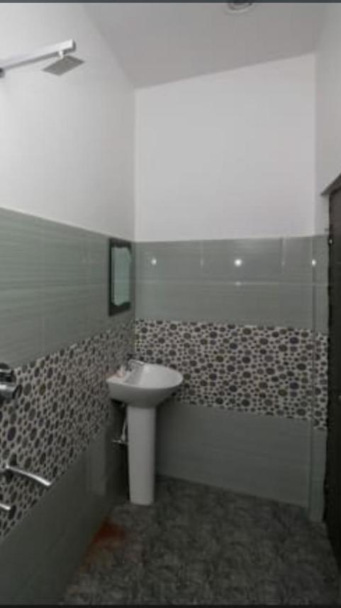 Mannat Rooms Allāhābād Junction Kültér fotó